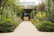 Chelsea Flower Show 2013, Arthritis research UK, Designer Chris Beardshaw. Gold medal