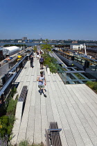 USA, New York State, New York City, Manhattan, The High Line public park on disused elevated railway track in the meat packing district. USA, New York State, New York City.